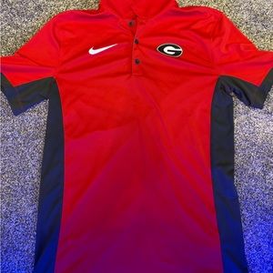 Red polo Georgia bulldogs shirt for sale size men’s small